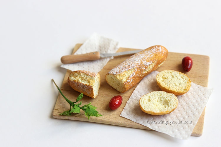 Miniature Bread with Baking Soda