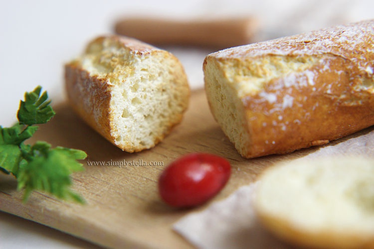 Miniature Bread with Baking Soda