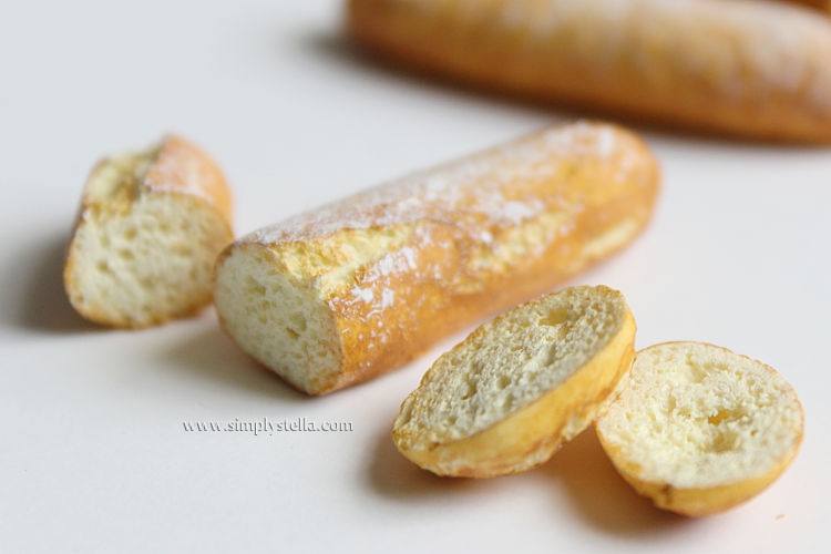 Miniature Bread with Baking Soda