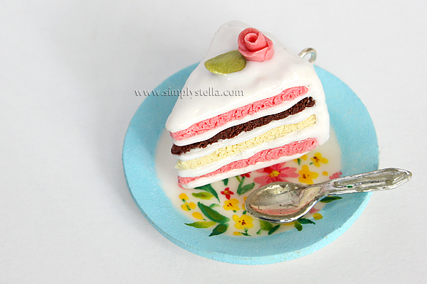 Shabby cake slices - Charms